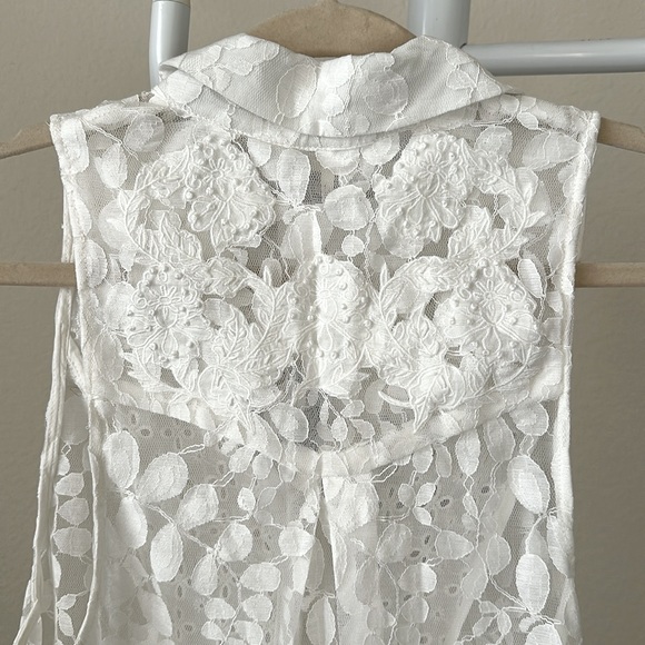 White Sleeveless Eyelet/Lace Dress - Picture 4 of 4